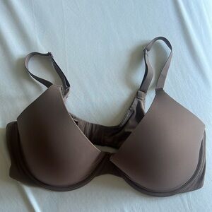 SKIMS Fits everybody plunge bra